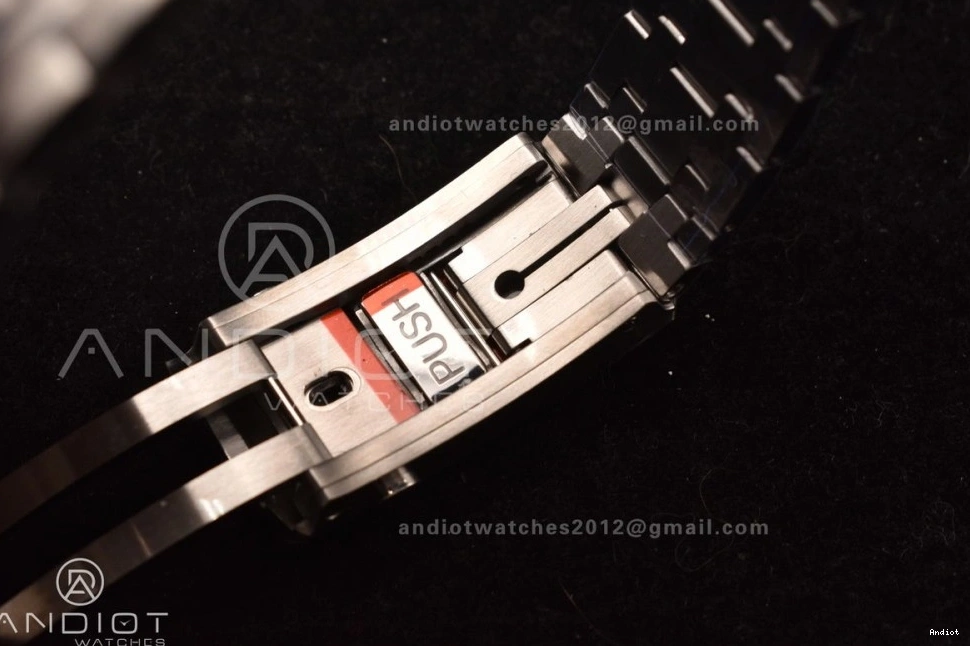 Dial SS A2824 Diver Seamaster Ceramic 300M Edition Blue VSF Bezel 1:1 White SS Best Bracelet on 0404